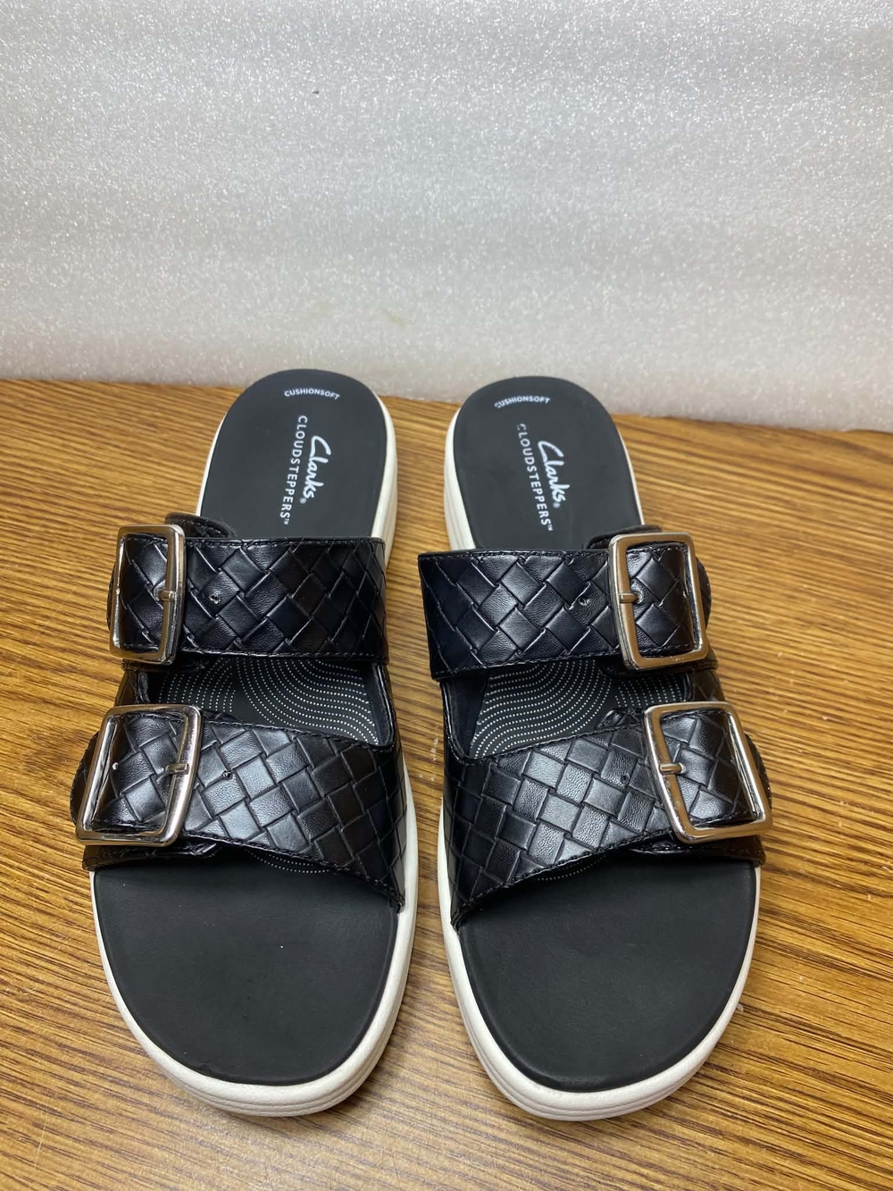 Clarks Cloudsteppers Women's Drift Buckle Black Faux Leather  Wedge Sandals 8M
